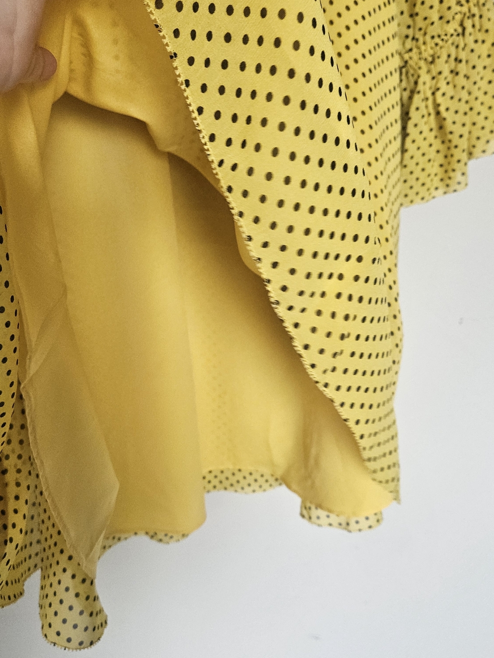 NWT Joie Daevon Yellow Polka Dot Longer Back Dress Tie Size L Silk - Picture 4 of 8
